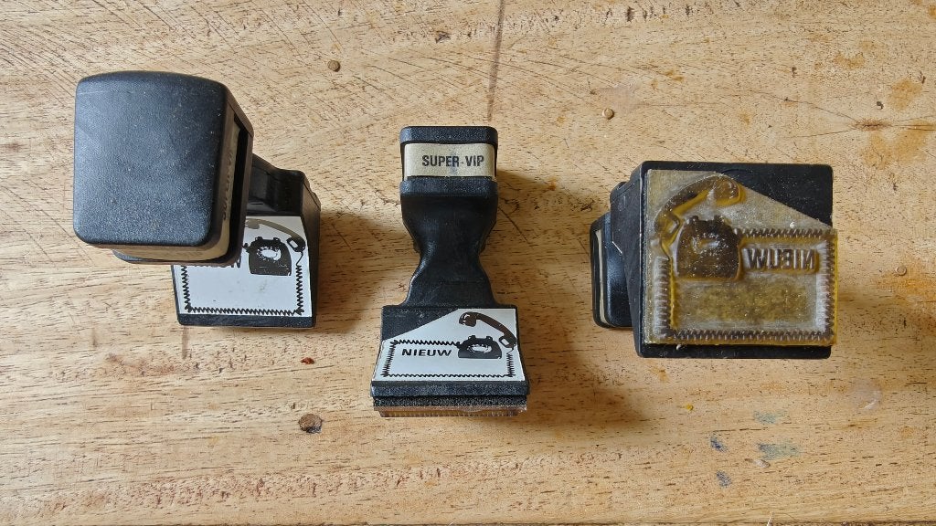 Vintage stempel Super-Vip met ouderwetse telefoon Nieuw nr, Ophalen of Verzenden