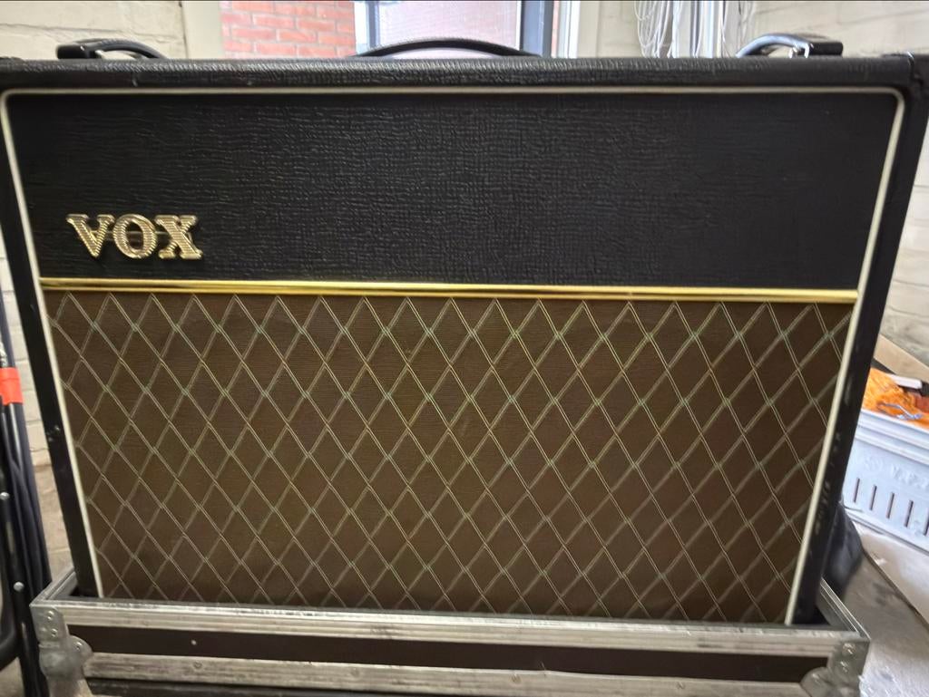 Vox AC30C2 Gitaarversterker inclusief flightcase, Ophalen, Zo goed als nieuw, Gitaar, 100 watt of meer