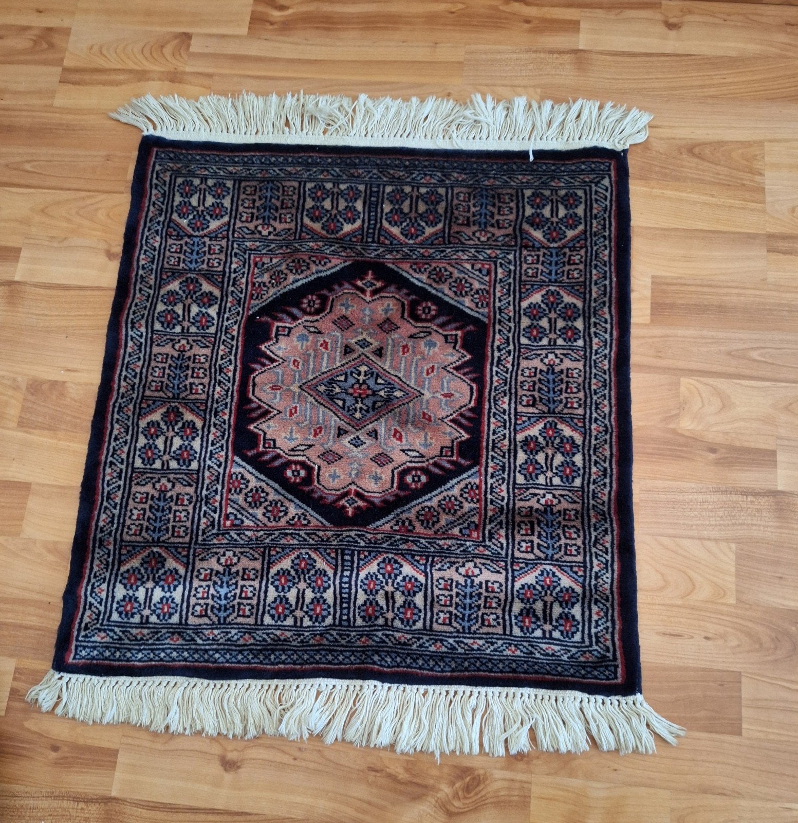 Echte Perzisch tapijt - 82x63 cm met franjes, Huis en Inrichting, Stoffering | Tapijten en Kleden, Ophalen, Gebruikt, 50 tot 100 cm