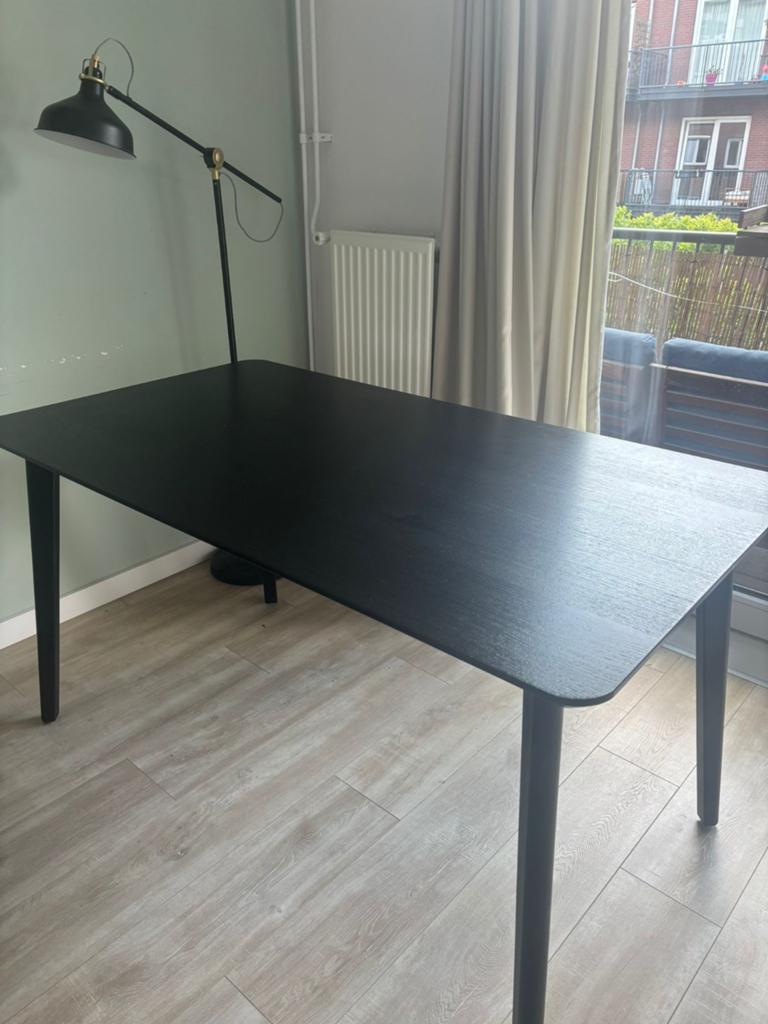 LISABO tafel zwart (Ikea), Ophalen, 100 tot 150 cm, 50 tot 100 cm, Zo goed als nieuw