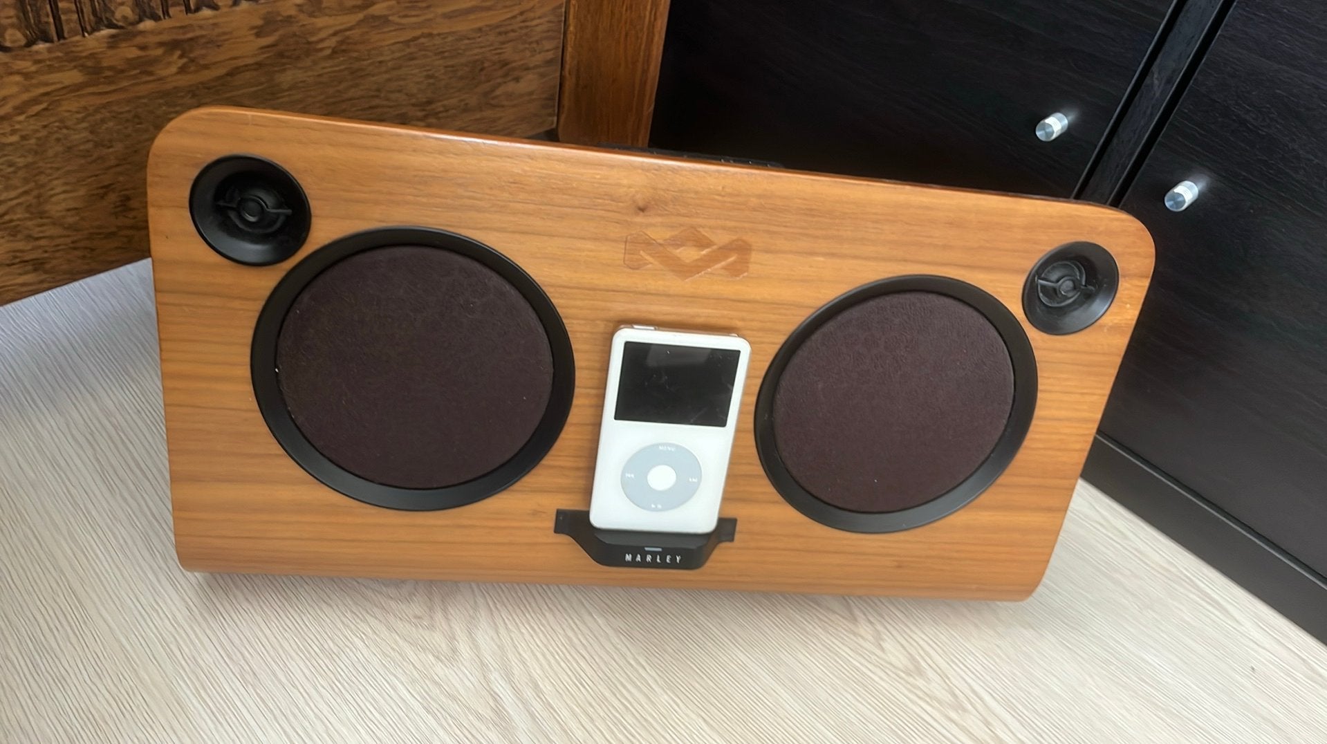 House of Marley Get Up Stand Up Speaker Dock, Ophalen, Gebruikt, Audiokanaal 2