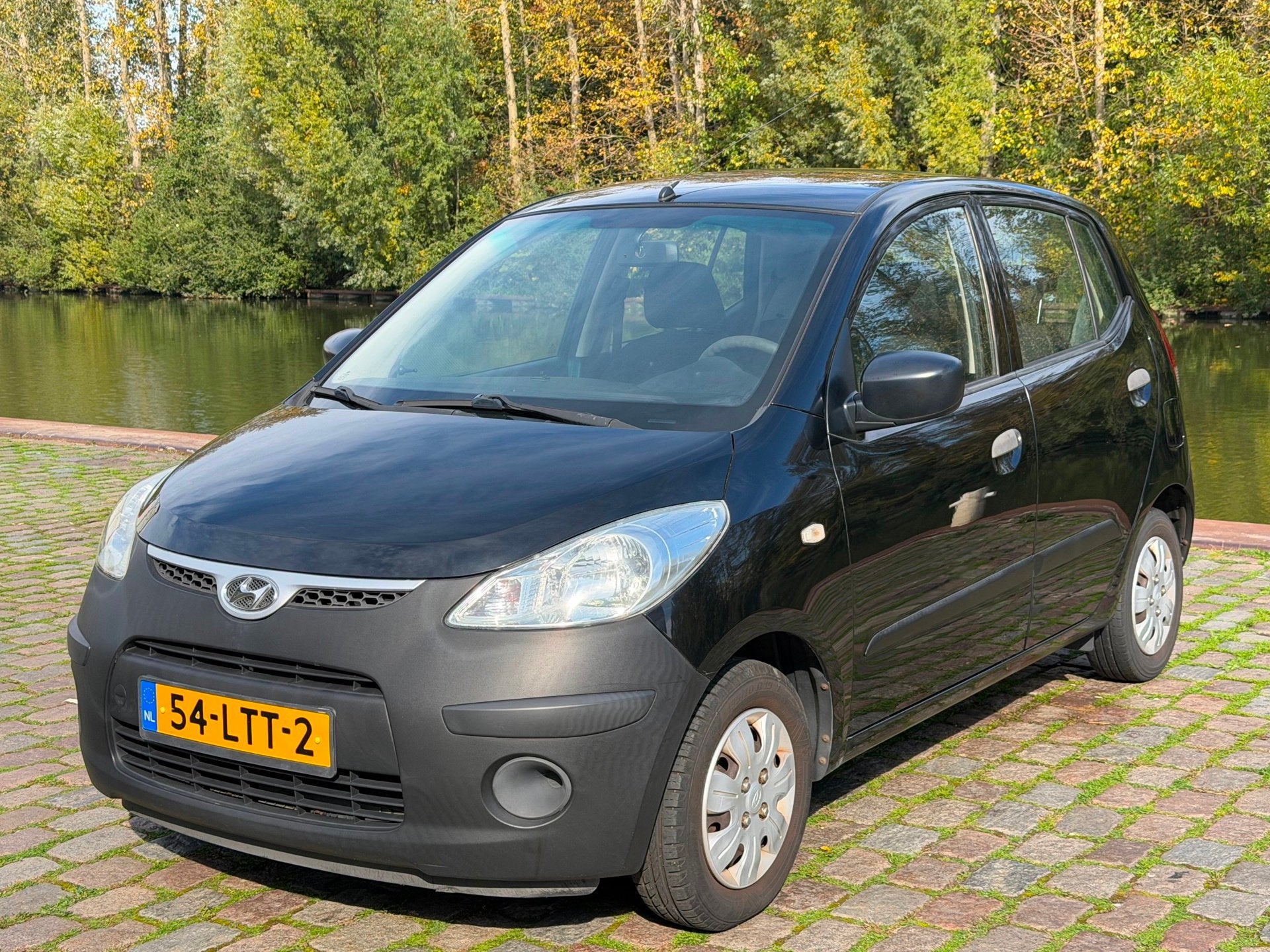 Foto 2 van Hyundai I10 1.1 Pure 1e eigenaar zeer netjes unieke km