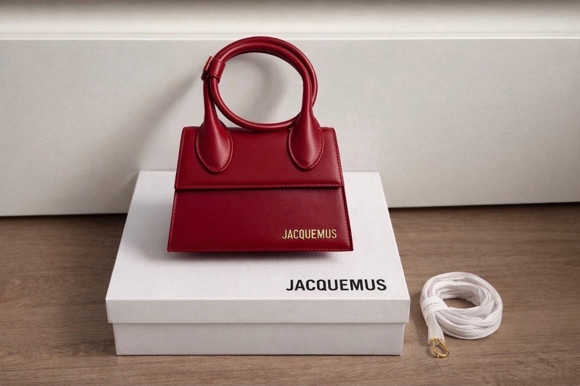 Jacquemus Le Chiquito Noeud Tas – Rood – Nieuw in Doos, Verzenden, Nieuw, Rood, Handtas