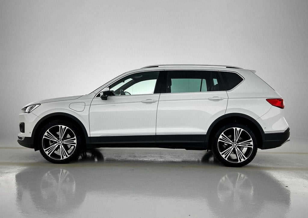 SEAT Tarraco 1.4 TSI e-Hybrid PHEV Xcellence 245 PK | Automa, Auto's, Seat, 12 maanden, 4 cilinders, Alcantara, Wit