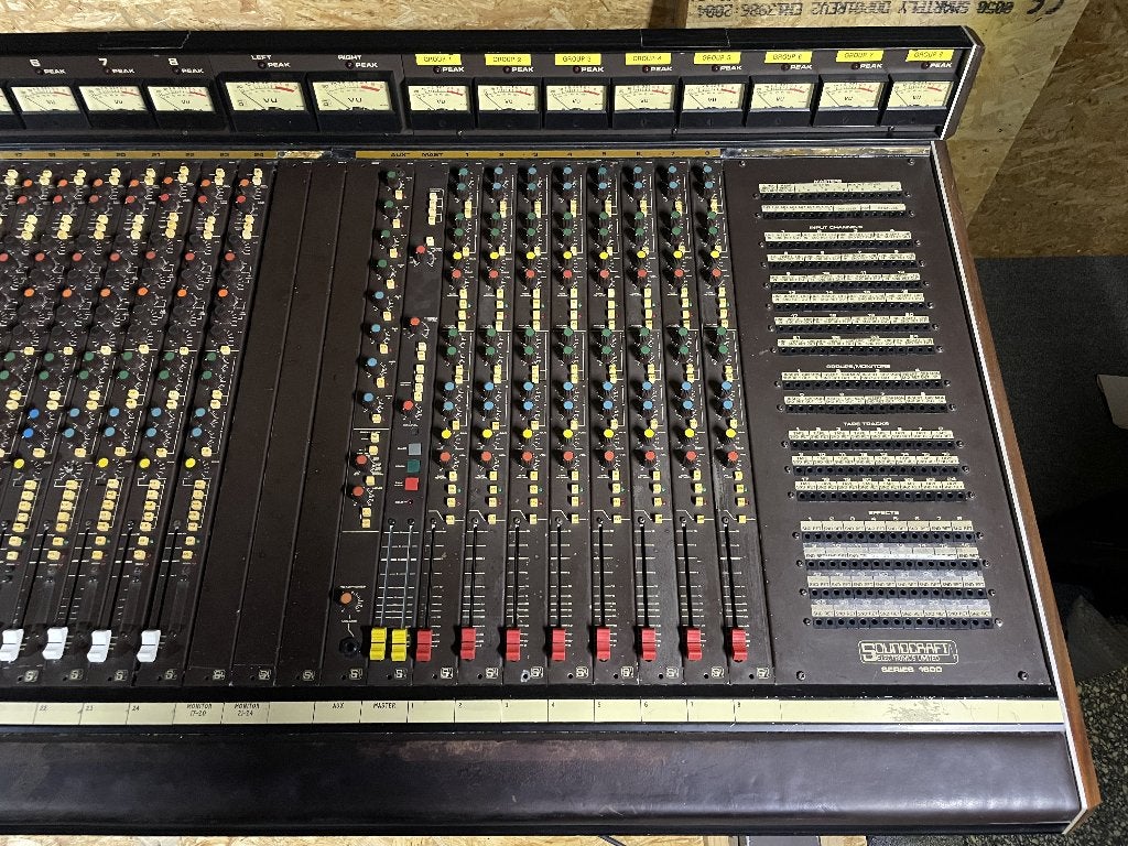 Soundcraft Series 1600, Ophalen, Gebruikt, 20 kanalen of meer