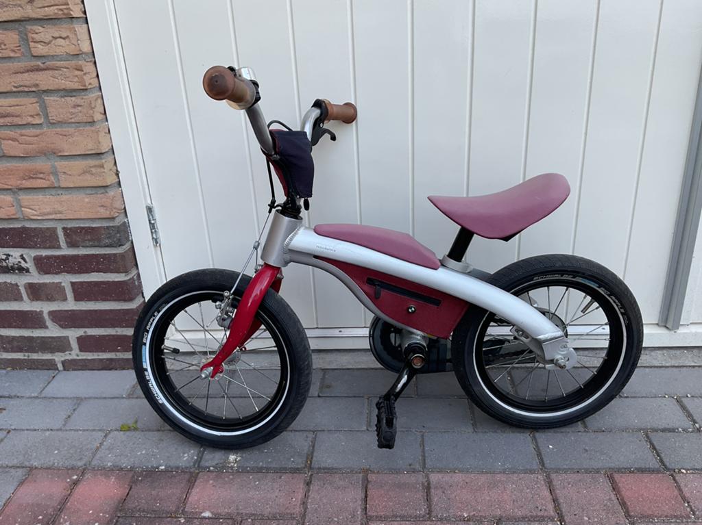 BMW kinderfiets 14 inch, Ophalen, Zo goed als nieuw, Minder dan 16 inch