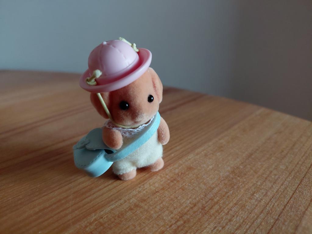 Sylvanian families baby poedel/pup/tas/hoed, Kinderen en Baby's, Speelgoed | Poppenhuizen, Ophalen of Verzenden, Zo goed als nieuw