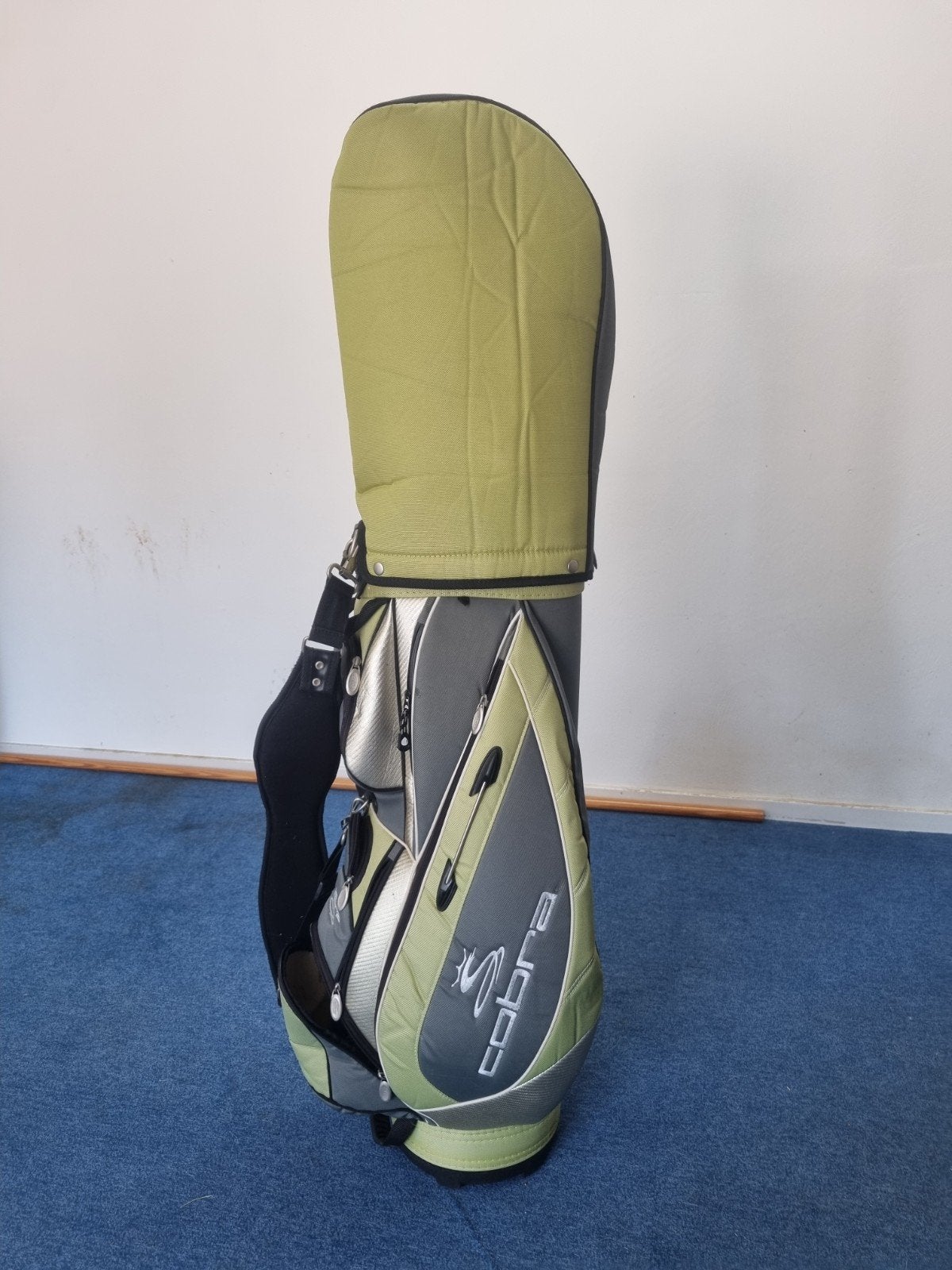 Cobra golftas - lichtgroen/grijs in goede staat, Ophalen, Tas, Overige merken