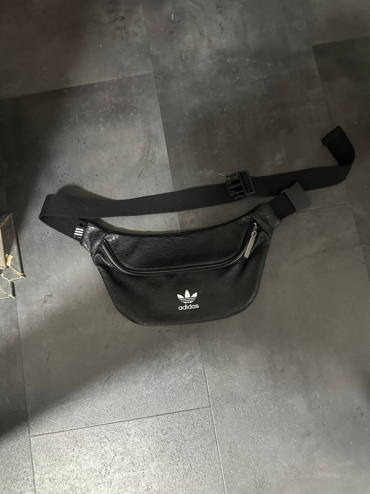 Adidas Original heuptas - Nieuw, Ophalen, Nieuw, Zwart, Overige typen