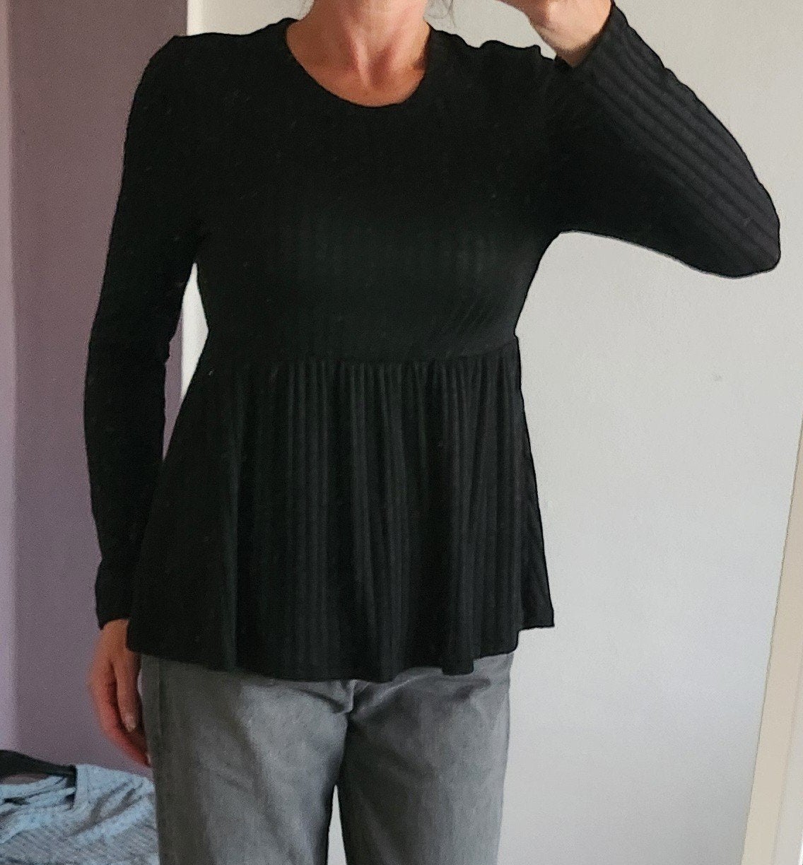 Emery Rose Zwarte Peplum Top Maat L, Zwart, Maat 42/44 (L), Nieuw, Ophalen of Verzenden