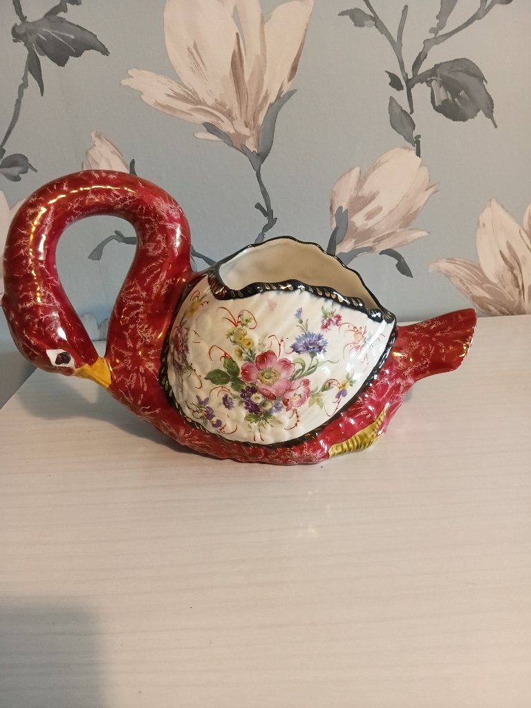 Dit is een vintage Faiencerie Hubert  Bequet zwaan., Ophalen