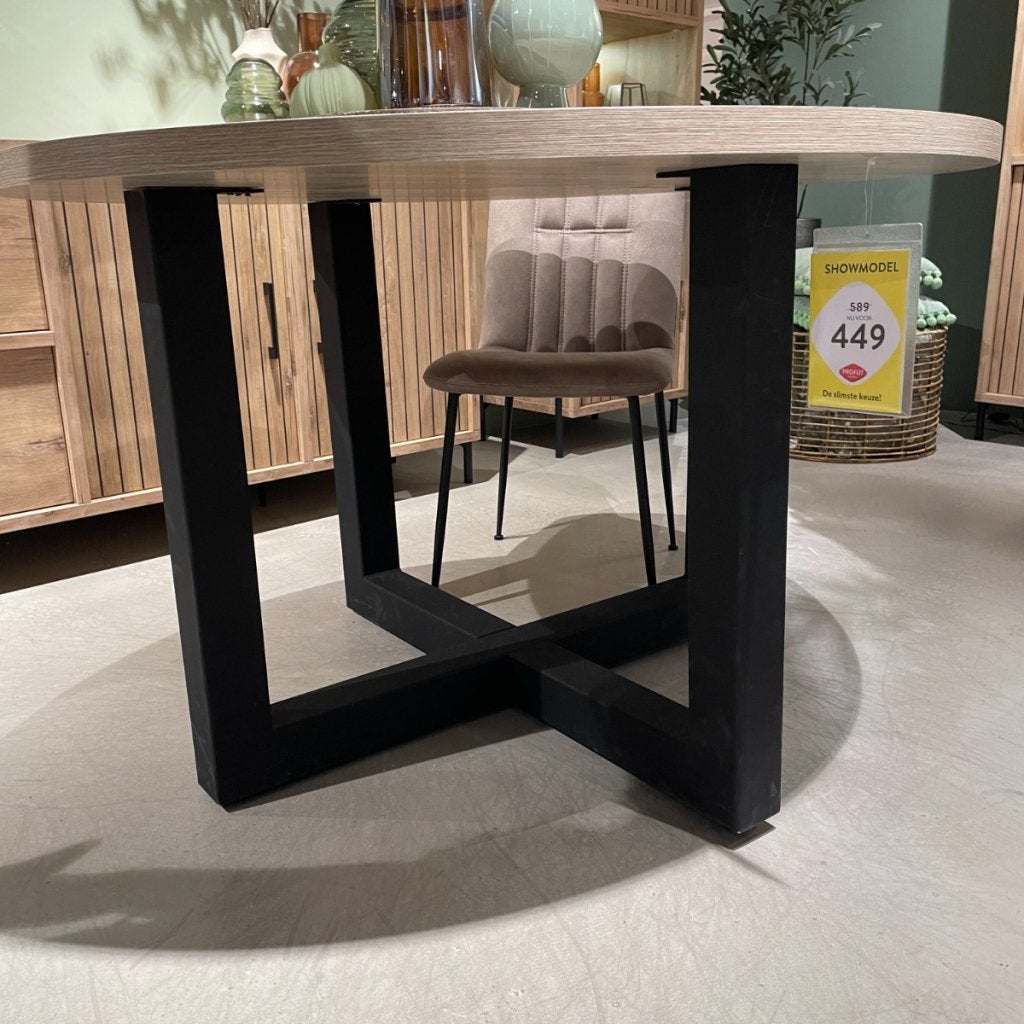 Satriani Eettafel - Profijt Meubel, Niet ingevuld, Niet ingevuld, Niet ingevuld