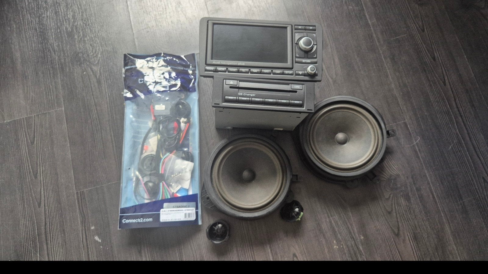 Audi MMI 2G High navigatie, CD-wisselaar en speakers, Ophalen, Gebruikt