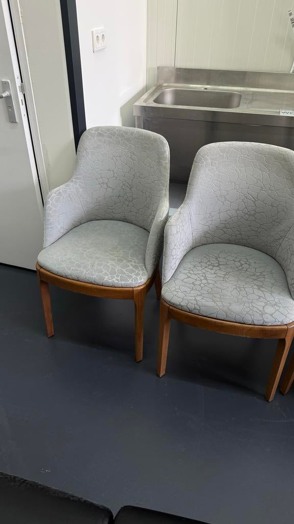 Restaurant inventaris, Huis en Inrichting, Stoelen, Gebruikt, Vijf, Zes of meer stoelen, Hout, Overige kleuren, Ophalen