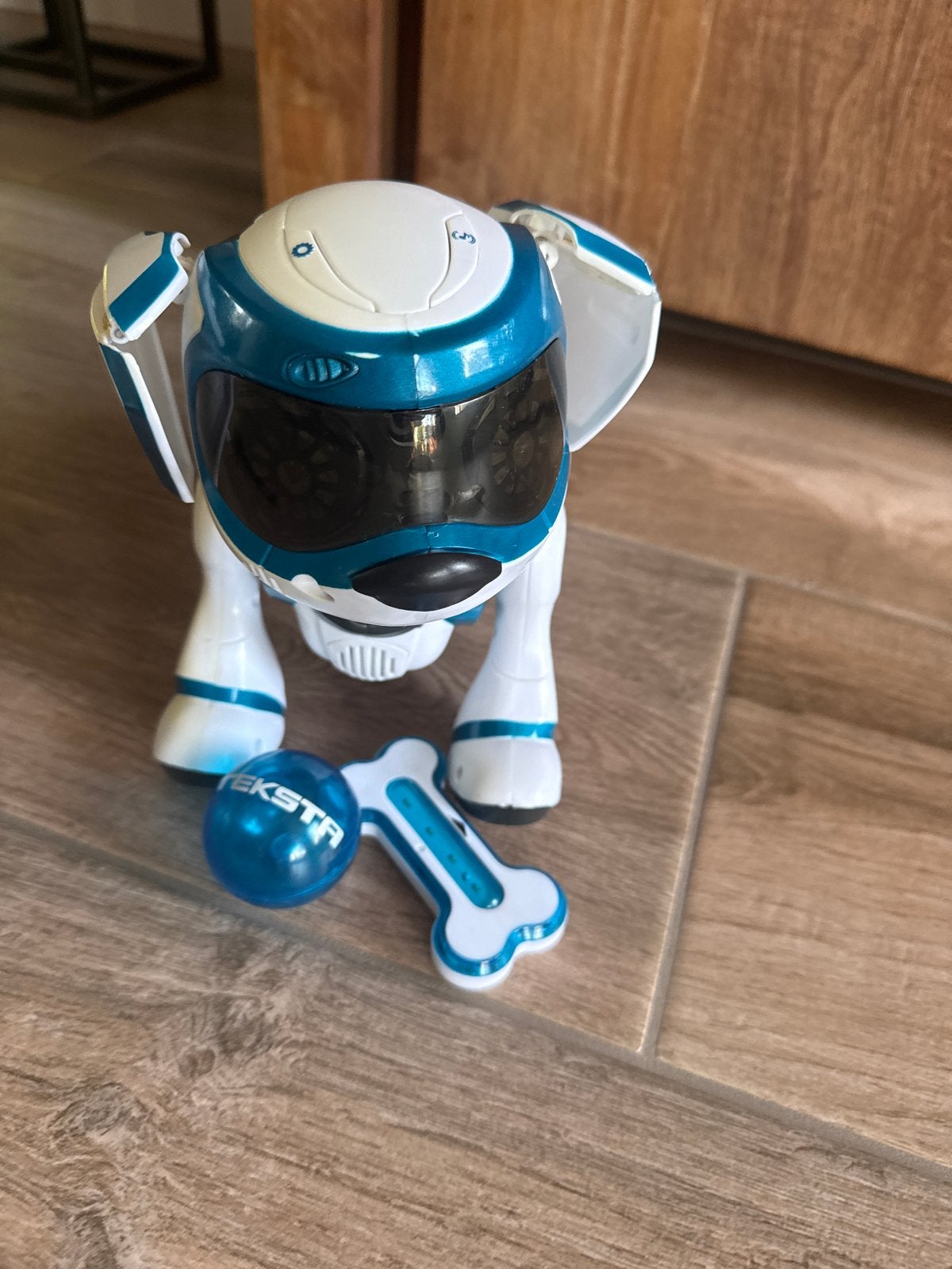 Teksta Puppy – interactieve robothond met lichtgevende ogen!, Ophalen of Verzenden, Gebruikt, Jongen of Meisje