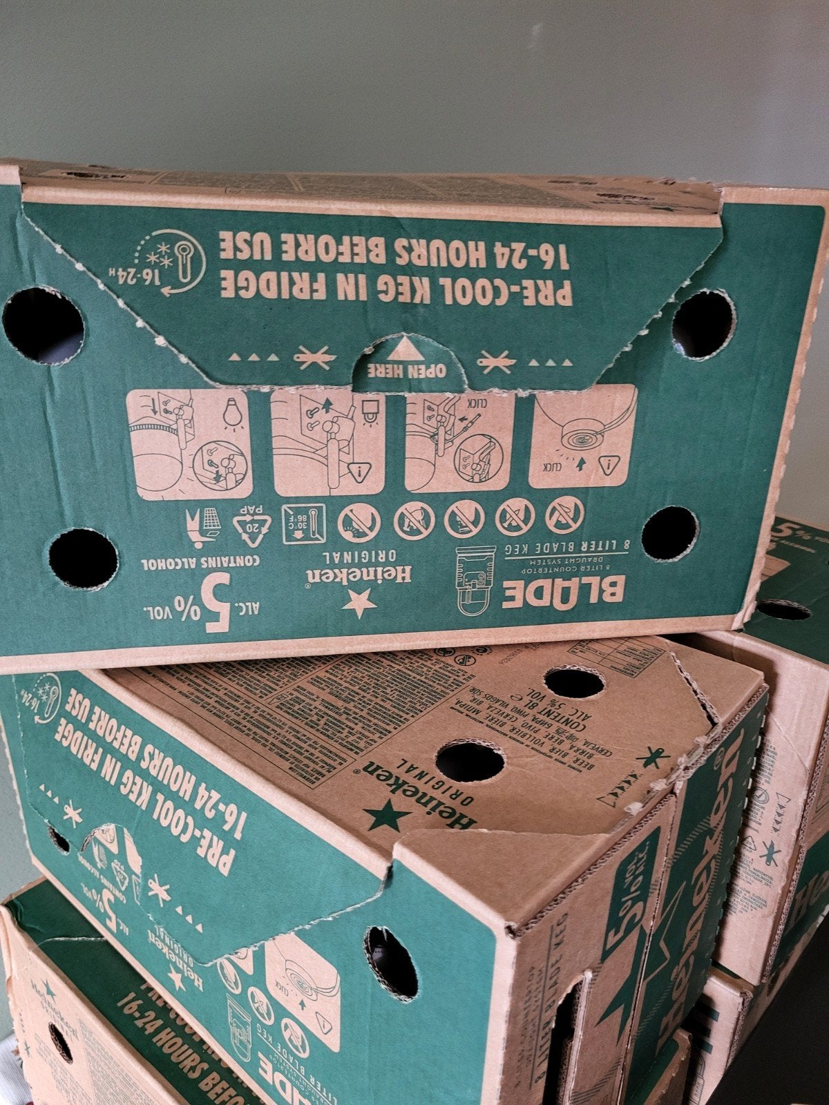 5x Heineken Blade 8 liter fusten (dozen geopend), Ophalen