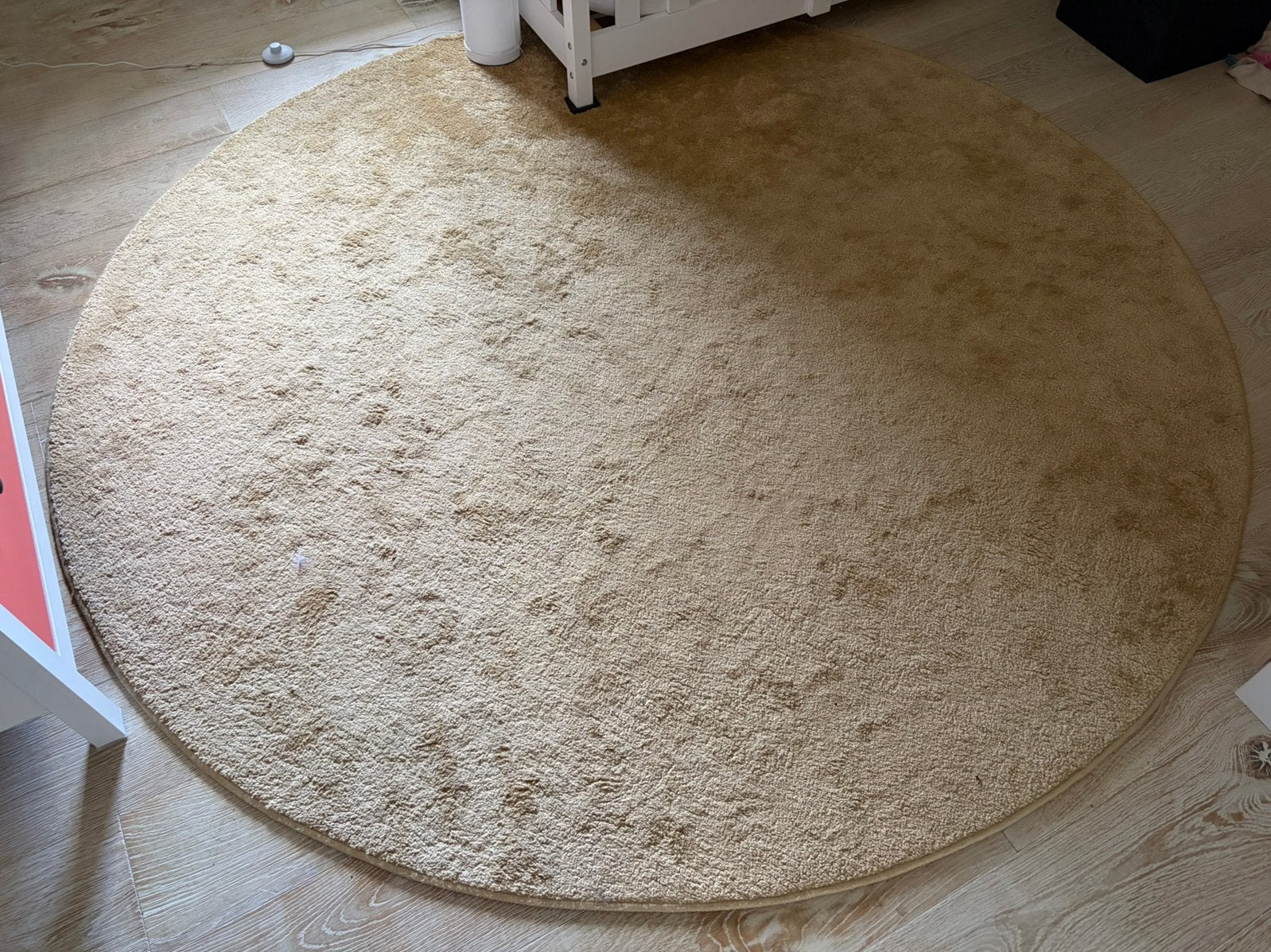 Vloerkleed rond 200cm, geel, Ophalen, Zo goed als nieuw, Rond, 200 cm of meer
