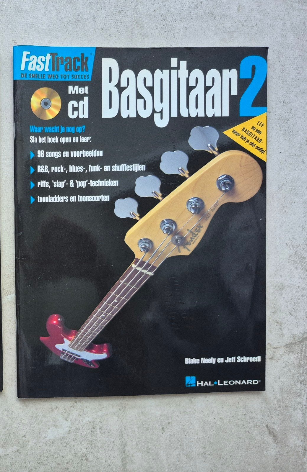 FastTrack Basgitaar 2 met CD- Leer Basgitaar Spelen, Ophalen of Verzenden, Gebruikt