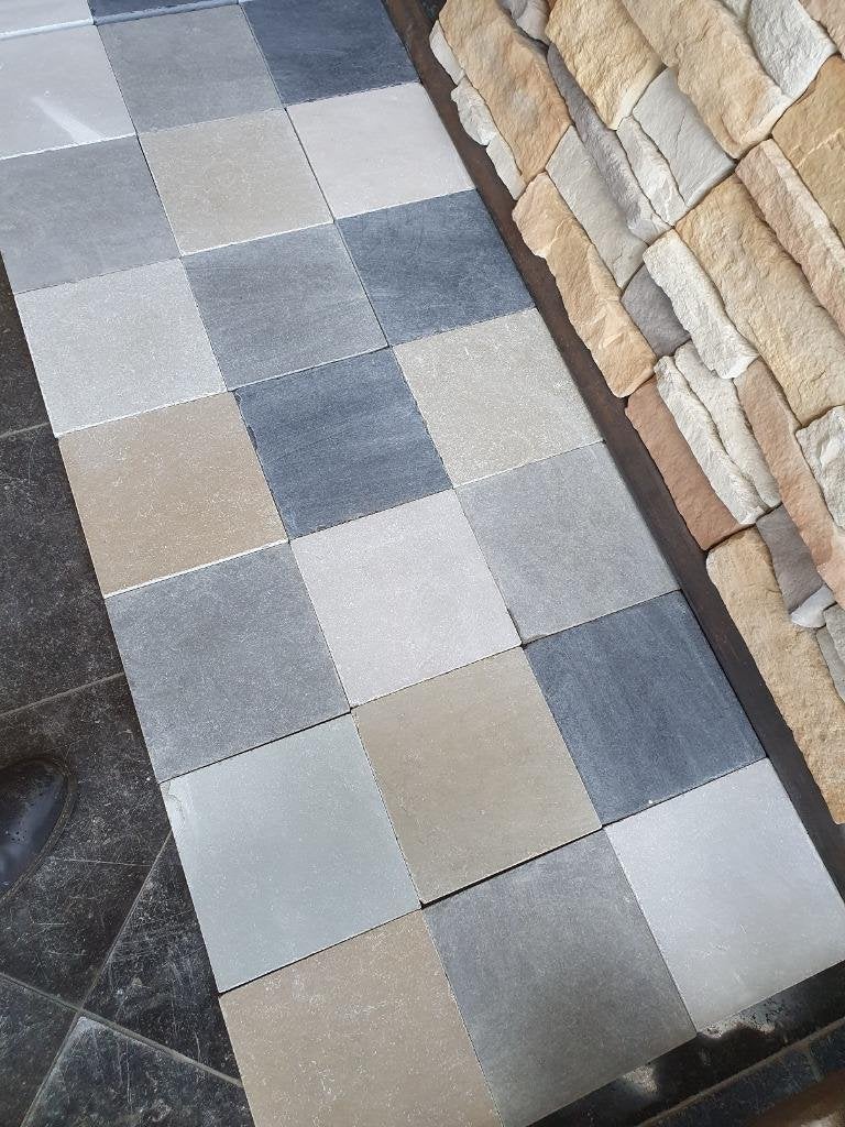 ANTIEKE ESTRIKKEN HARDSTEEN TEGELS 20X20CM!, Ophalen of Verzenden, Nieuw, Overige typen