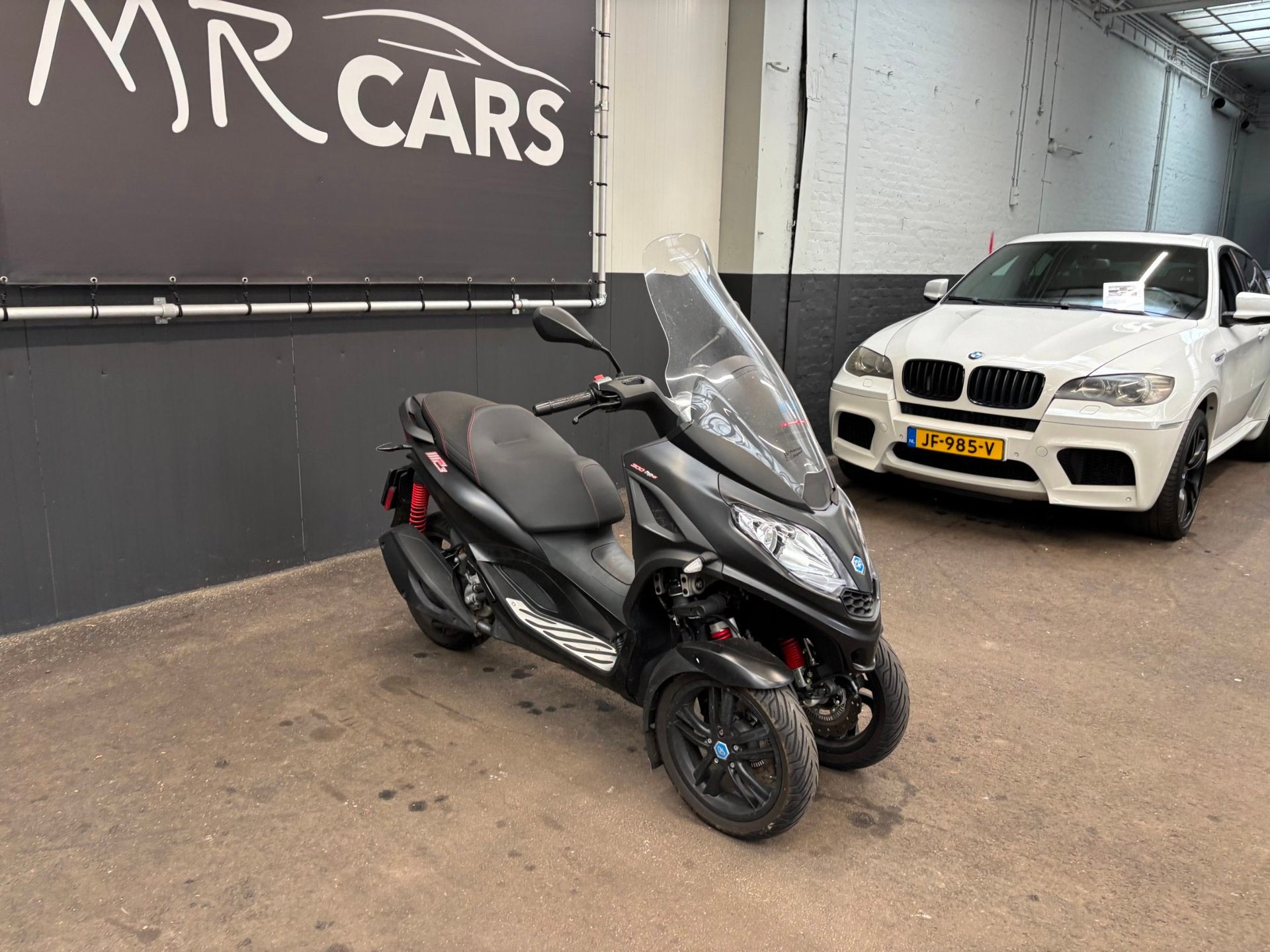 Piaggio Scooter 300 MP3 HPE Sport Autorijbewijs, Motoren, Motoren | Piaggio, Bedrijf, Scooter, 12 t/m 35 kW, ABS, LED Verlichting