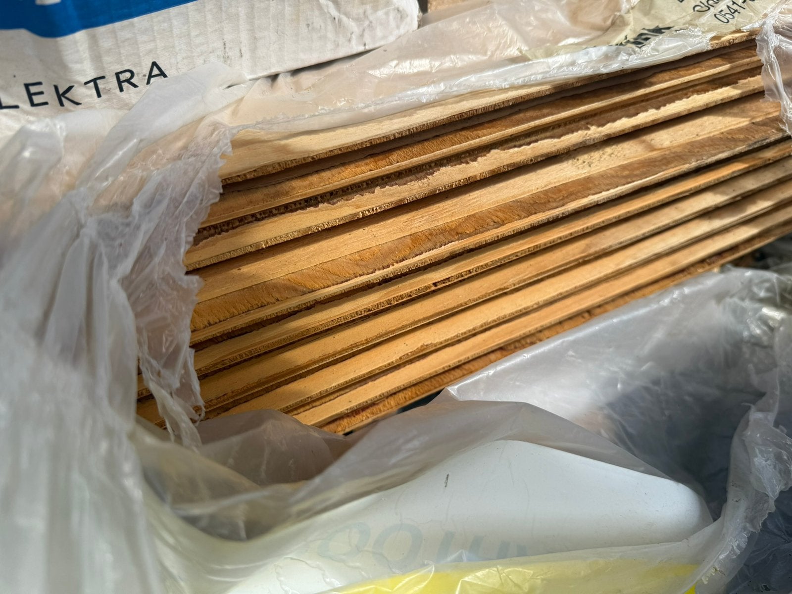 Elliottis Pine Underlayment 18 mm 2440x1220 Mes en Groef, Doe-het-zelf en Verbouw, Ophalen of Verzenden, Zo goed als nieuw, Hout