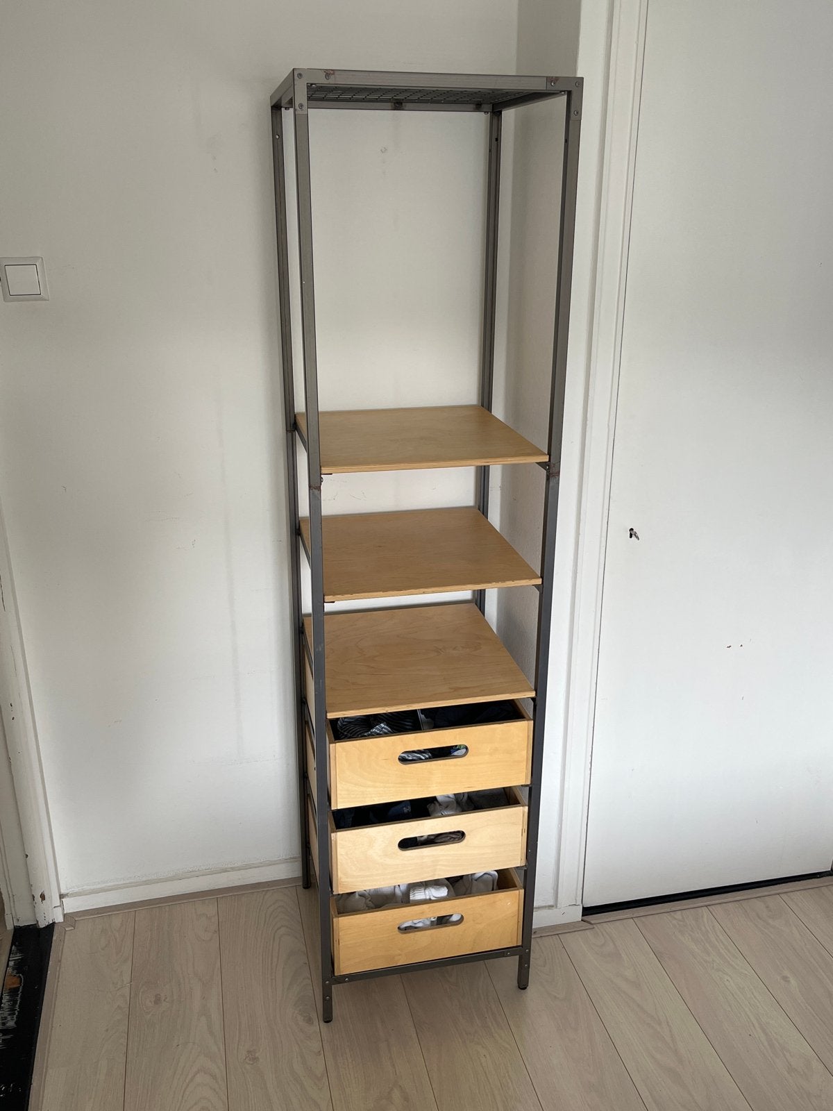 Smalle kast met lades en planken, Huis en Inrichting, Ophalen, Minder dan 50 cm, Gebruikt, Met lade(s)