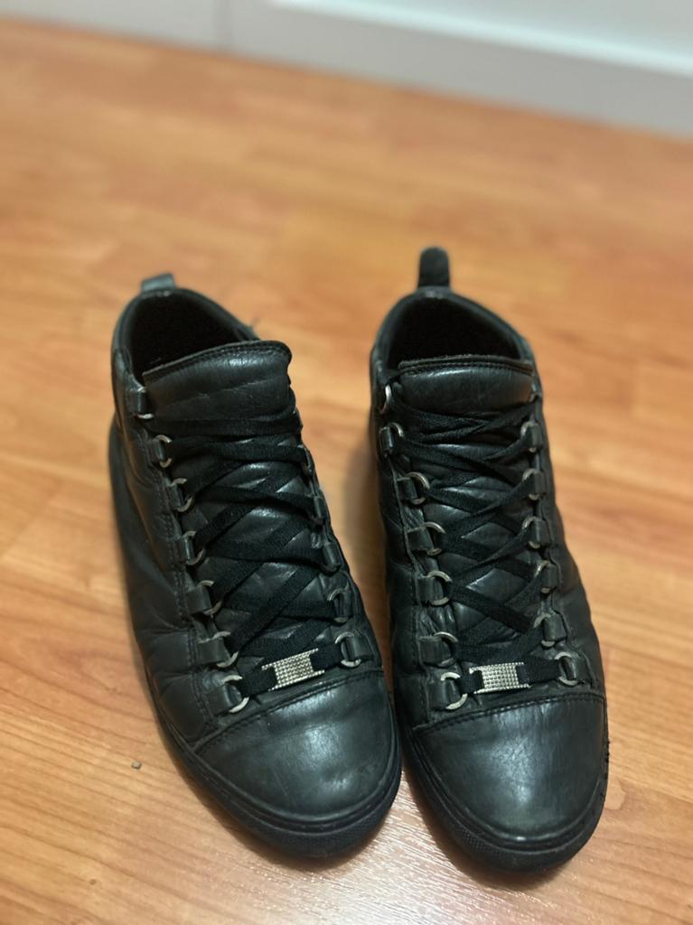 Balenciaga Arena Sneakers - Zwart Leer - Maat 44, Ophalen of Verzenden, Gedragen, Zwart, Sneakers of Gympen