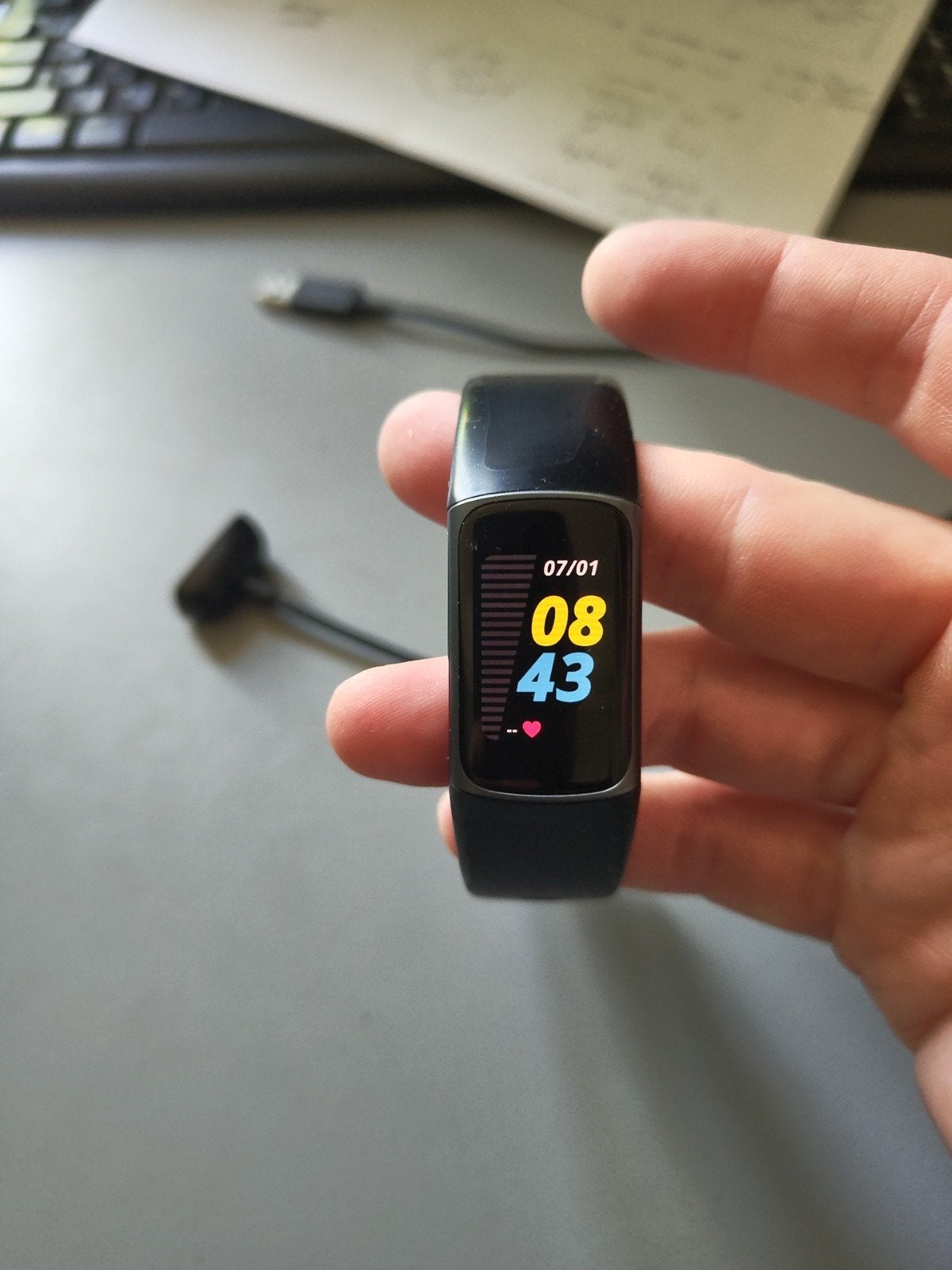 Fitbit Charge 5 - Zo goed als nieuw, Zwart, Ophalen of Verzenden, Zo goed als nieuw, Fitbit