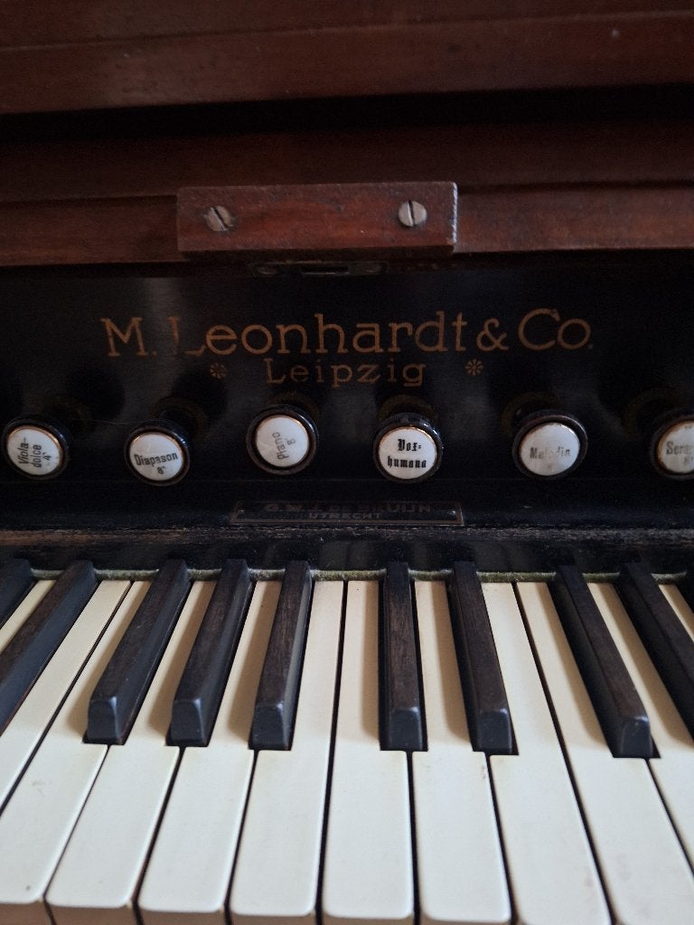 harmonium, Ophalen, Gebruikt