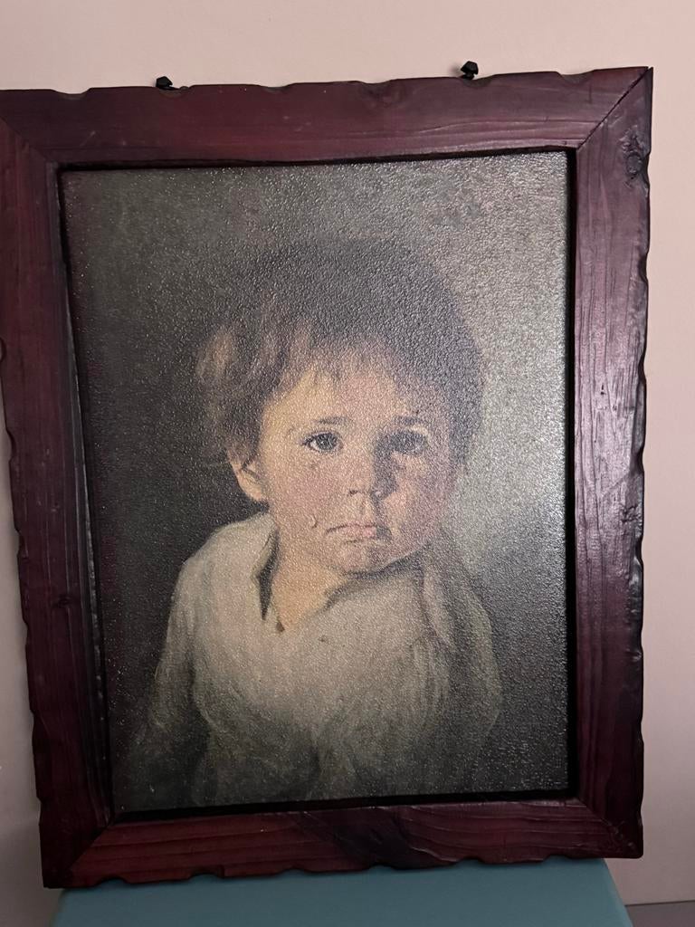Nostalgische Vintage Print: Huilend Kindje in Houten Lijst, Ophalen of Verzenden