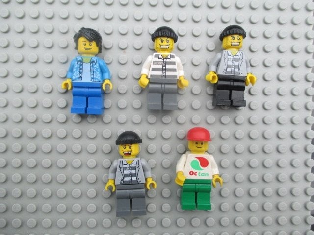 Te koop : 13 Lego Poppetjes ., Gebruikt, Overige thema's, Lego, Ophalen of Verzenden