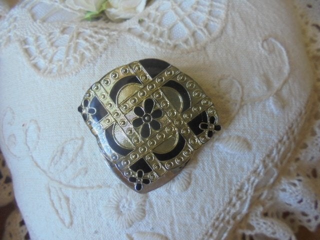 Vintage sjaalklem   zwart/goud, Sieraden, Tassen en Uiterlijk, Broches, Overige materialen, Minder dan 4 cm, Ophalen of Verzenden
