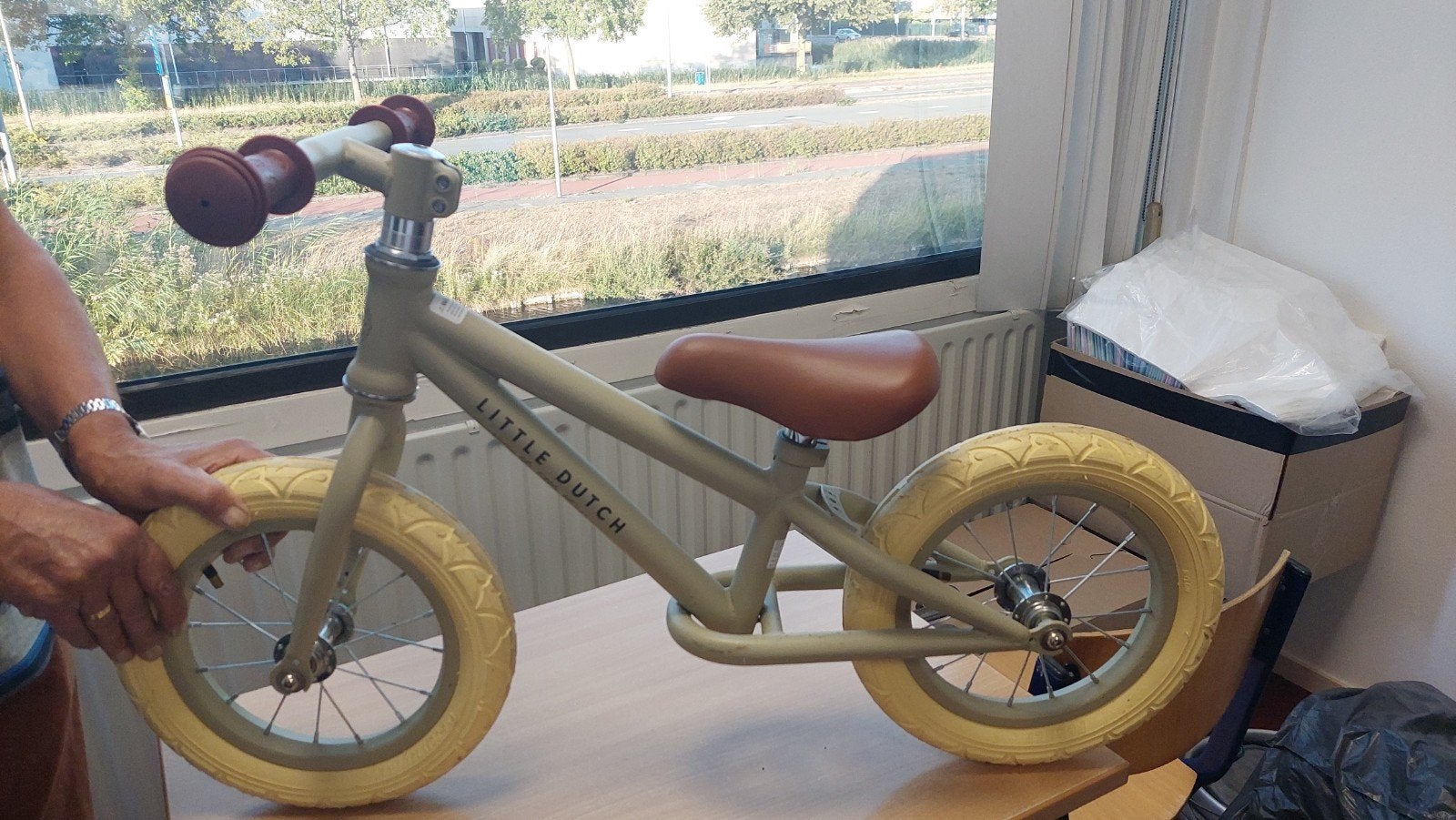 Little Dutch loop fietsje, Fietsen en Brommers, Fietsen | Kinderfietsjes, Ophalen, Zo goed als nieuw, Minder dan 16 inch
