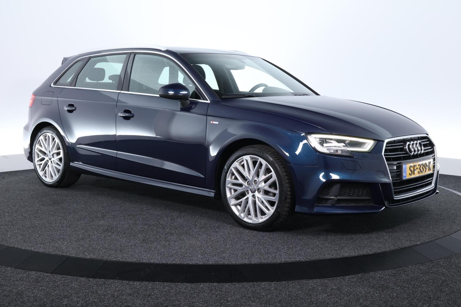 Audi A3 Sportback 1.5 TFSI CoD Sport S Line |CLIMA|CRUISE|LE, Auto's, Gebruikt, Euro 6, 150 pk, Blauw