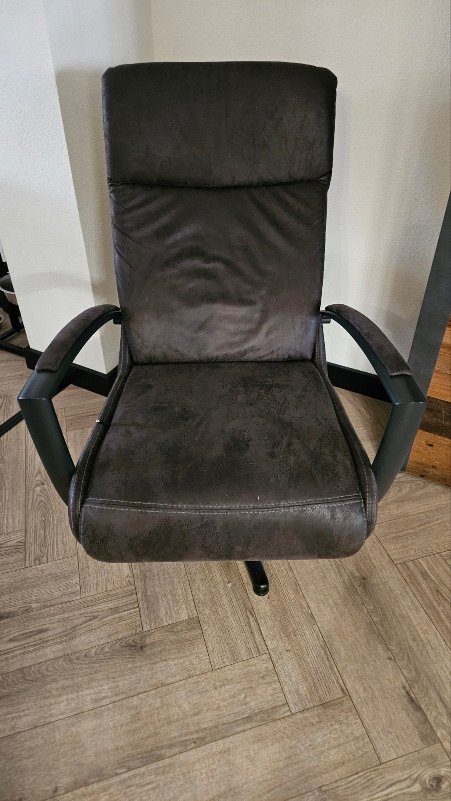 XOOOM relaxfauteuil 1,5 jaar oud, bruin microvezel, Ophalen, 75 tot 100 cm, Zo goed als nieuw, Stof