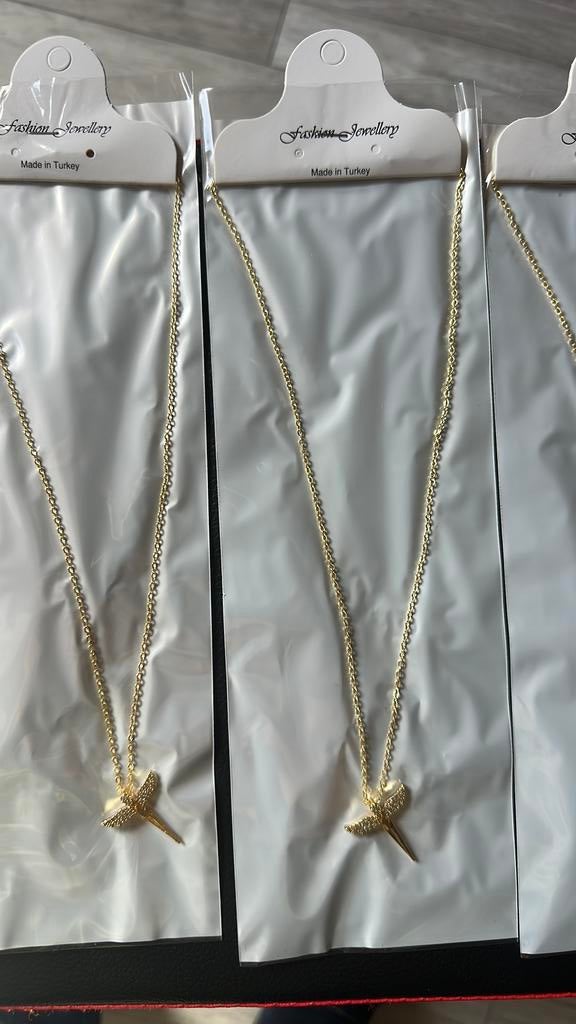 Sieraden, Sieraden, Tassen en Uiterlijk, Oorbellen, Ophalen of Verzenden, Zo goed als nieuw, Overige materialen
