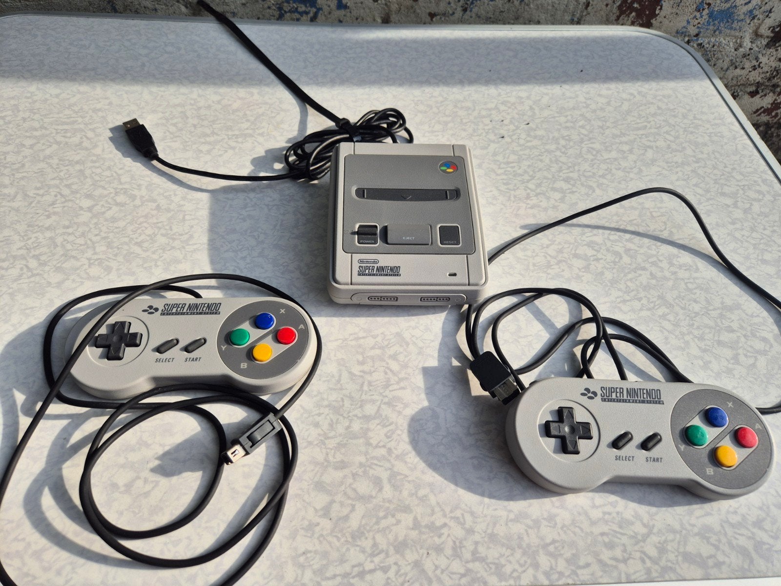 SNES Mini Classic Edition met 2 controllers, Spelcomputers en Games, Spelcomputers | Nintendo Super NES, Ophalen of Verzenden