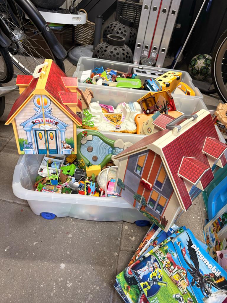 Grote partij Playmobil met huizen, voertuigen en figuren, Ophalen, Gebruikt, Jongen of Meisje