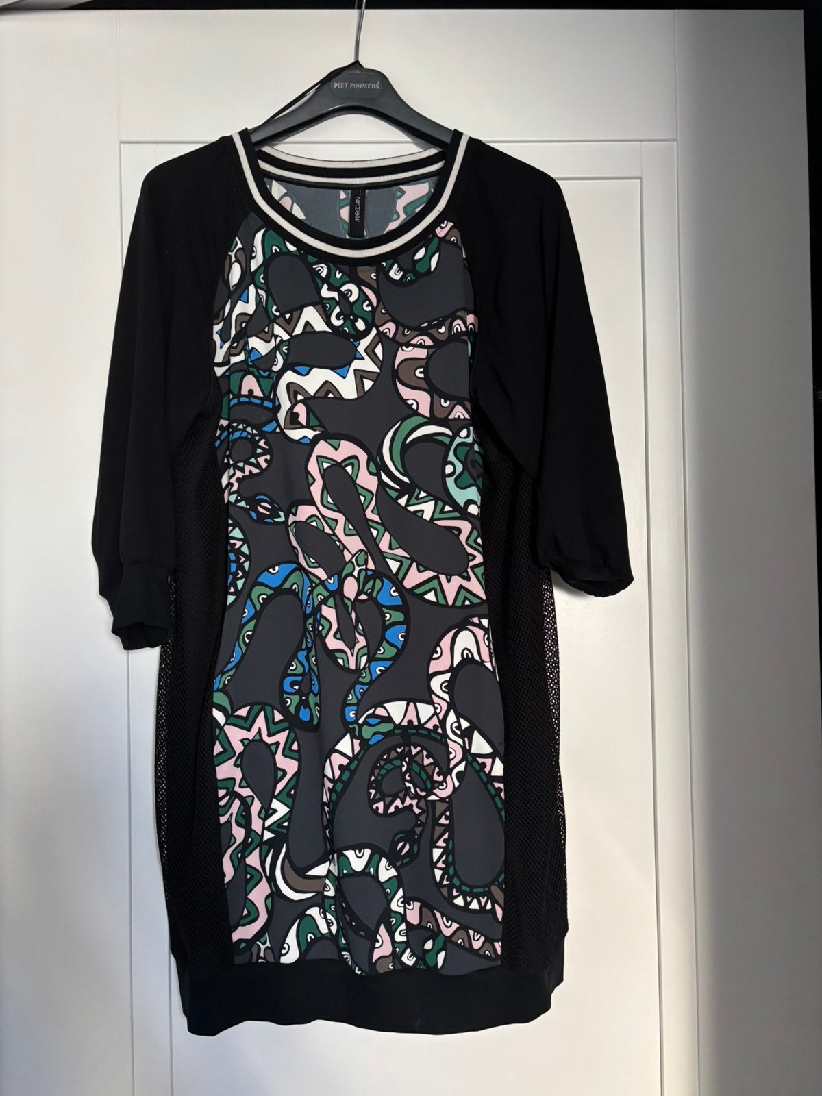Jurk van MarcCain mt.40 ook als tuniek te gebruiken ., Maat 38/40 (M), Zwart, Ophalen of Verzenden, Zo goed als nieuw
