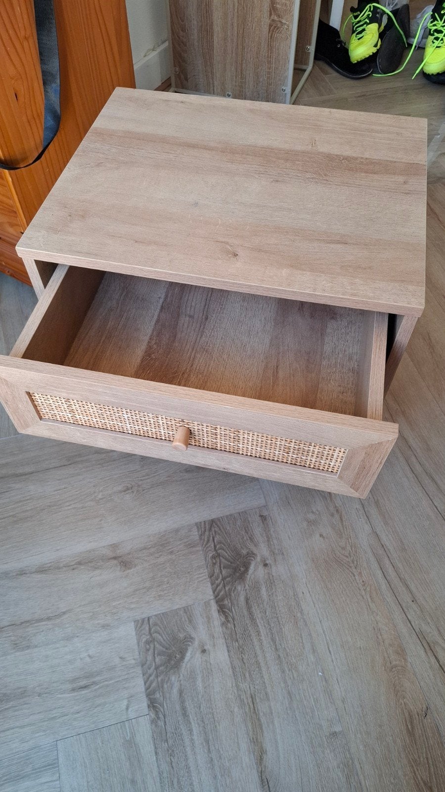 Nachtkastje met rotan lades - 48x40x50 cm, Ophalen of Verzenden, Zo goed als nieuw, 45 tot 65 cm, Minder dan 55 cm