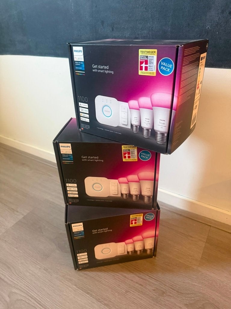 Philips Hue White & Color Ambiance Starter Kit!, Nieuw, Smart lamp, Bluetooth, Meerkleurig