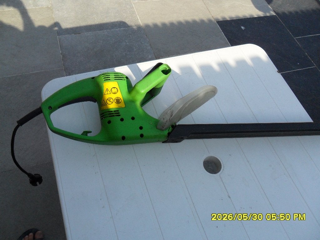Heggenschaar elektrisch, Ophalen of Verzenden, Gebruikt, 40 t/m 49 mm, Gardena / Husqvarna