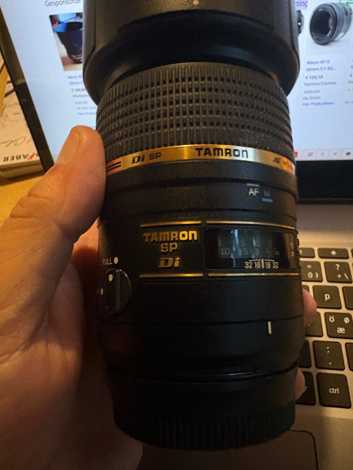 Tamron SP AF 90mm F/2.8 Di Macro 1:1 voor Nikon, Autofocus, Ophalen of Verzenden, Zo goed als nieuw, Macrolens