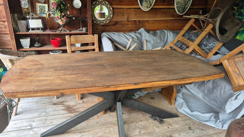Grote houten eettafel met metalen spinnepoot, Gebruikt, Teakhout, 200 cm of meer, Vijf personen of meer