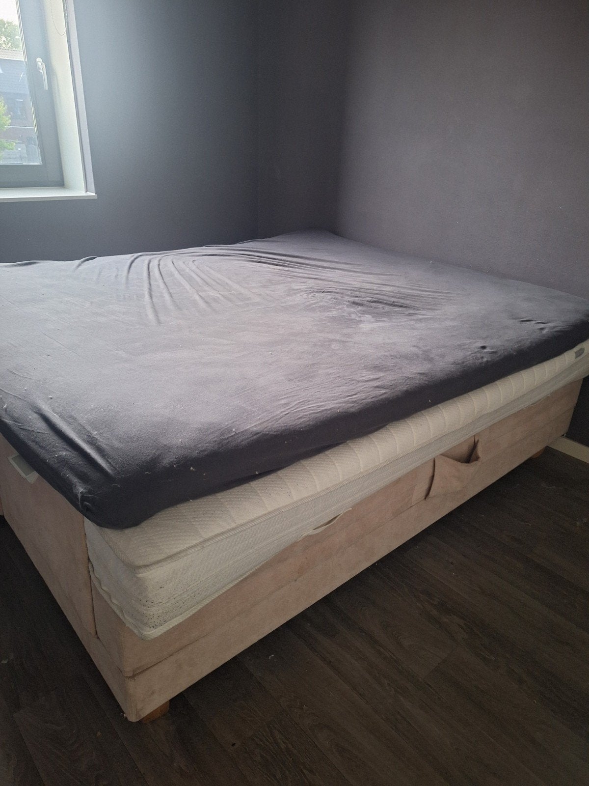 Gratis boxspring 180x200 cm – compleet met topper, Huis en Inrichting, Slaapkamer | Bedden, Ophalen