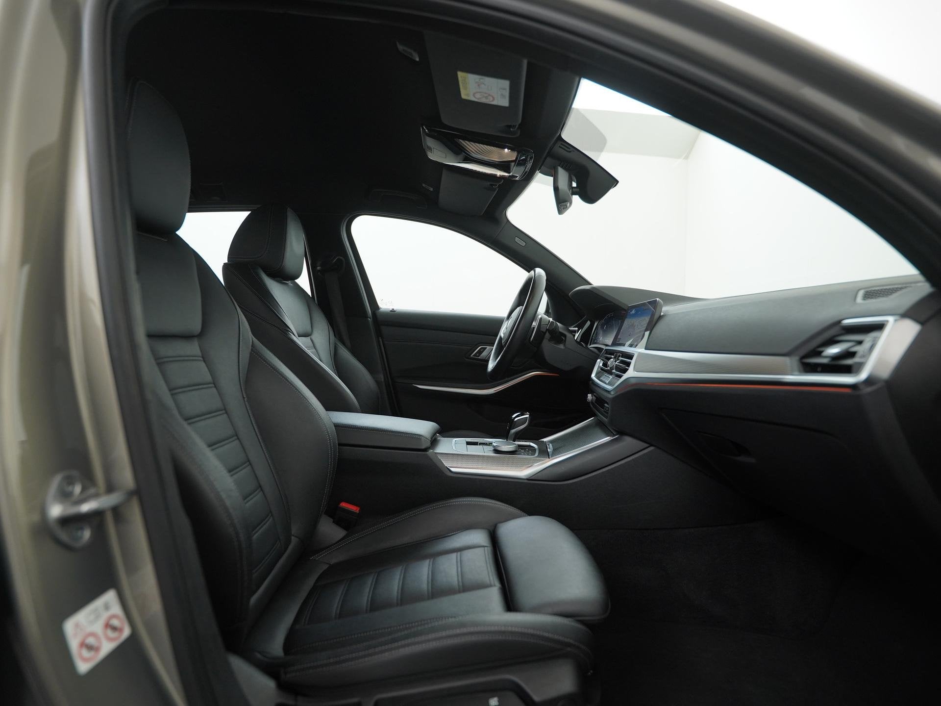 BMW 3 Serie Touring 318i Business Edition Plus M Sport | Led, Auto's, BMW, Automaat, Achterwielaandrijving, Gebruikt, Automatische klimaatregeling