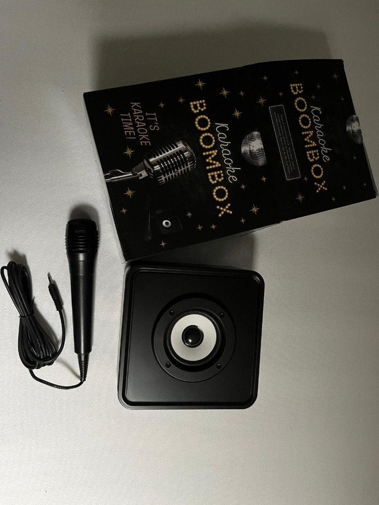 Nieuwe karaoke boombox set met microfoon., Audio, Tv en Foto, Karaoke-apparatuur, Ophalen, Nieuw, Overige typen