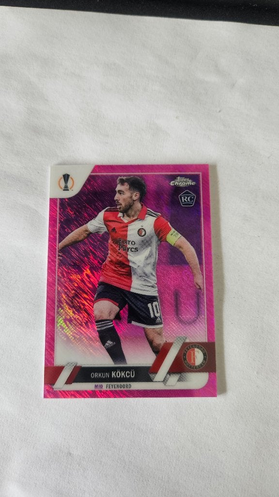Orkun Kokcu 22-23 Topps Chrome Rookie Pink Sparkle #151 /250, Ophalen of Verzenden, Nieuw, Feyenoord, Poster, Plaatje of Sticker