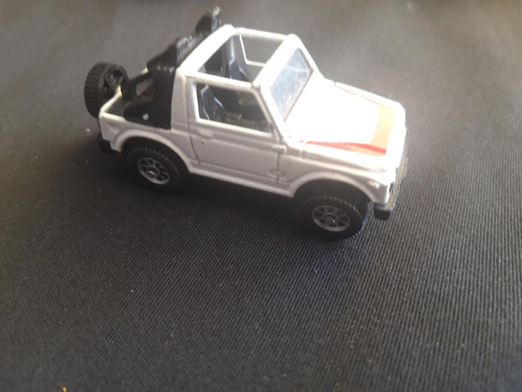 Suzuki SJ410 wit – Edocar – MOOI !, Ophalen of Verzenden, Zo goed als nieuw, Auto