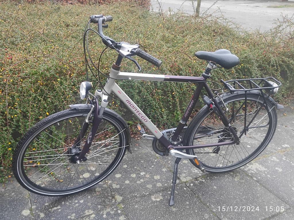 Montego damesfiets, 28 inch, 3 versnellingen, Fietsen en Brommers, Fietsen | Dames | Damesfietsen, Overige merken, Gebruikt, Velgrem